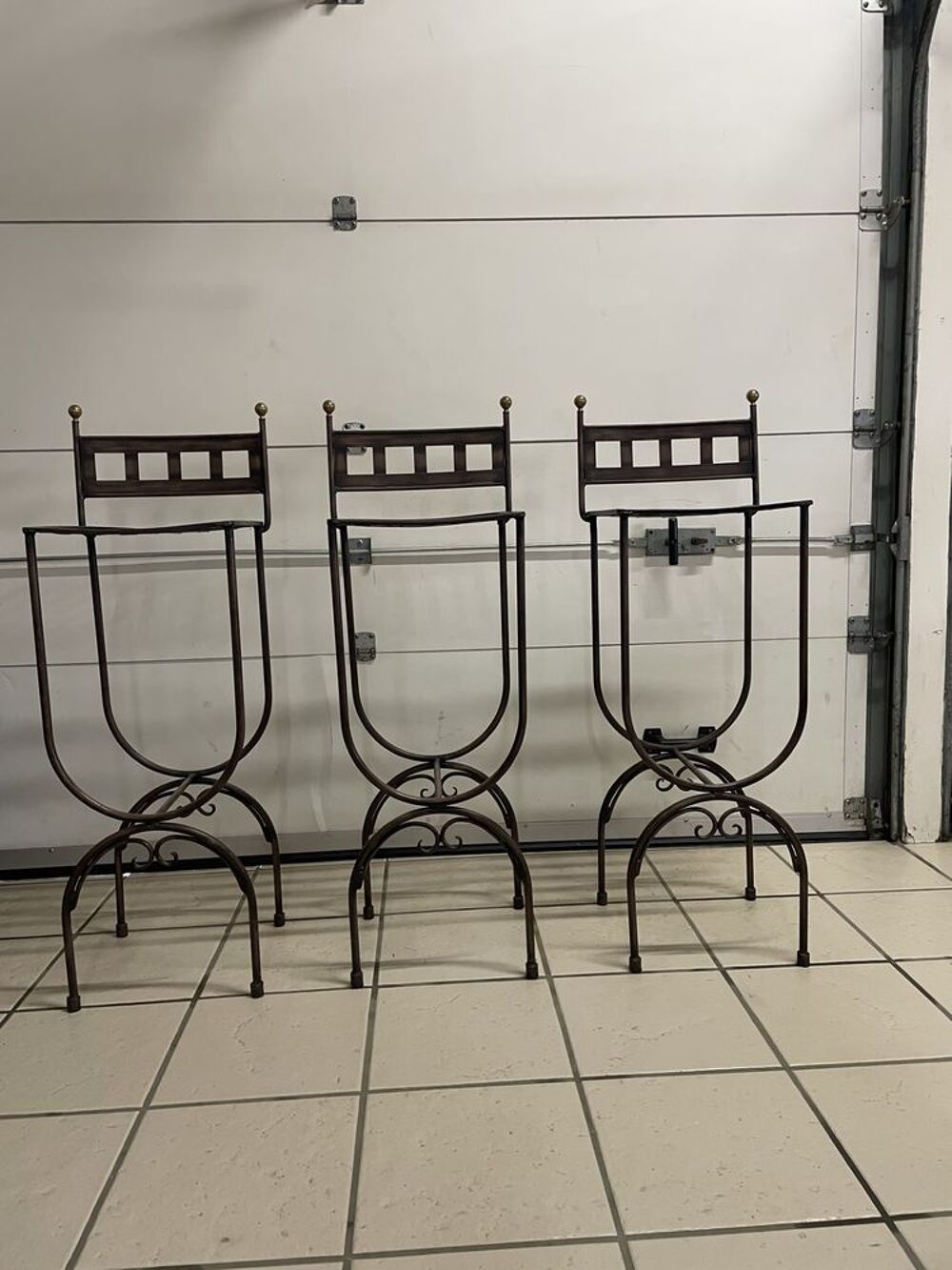 LOT 3 TABOURETS DE BAR Meubles
