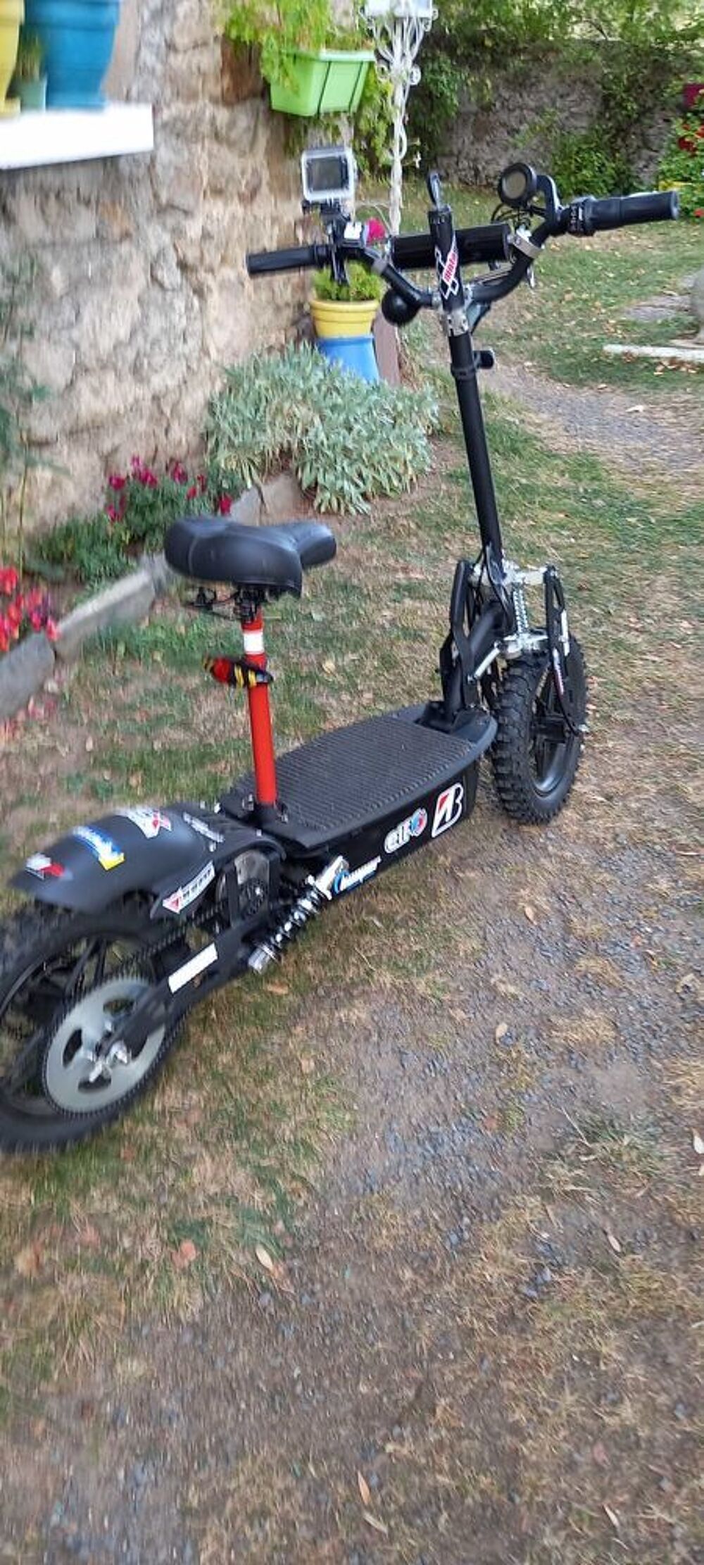 Trottinette &eacute;lectrique 1000 watts. Vélos