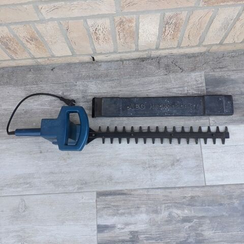 Taille Haie lectrique  AEG  35 Arques (62)