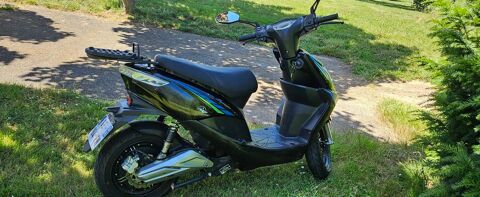 Scooter DIVERS 2022 occasion Poitiers 86000