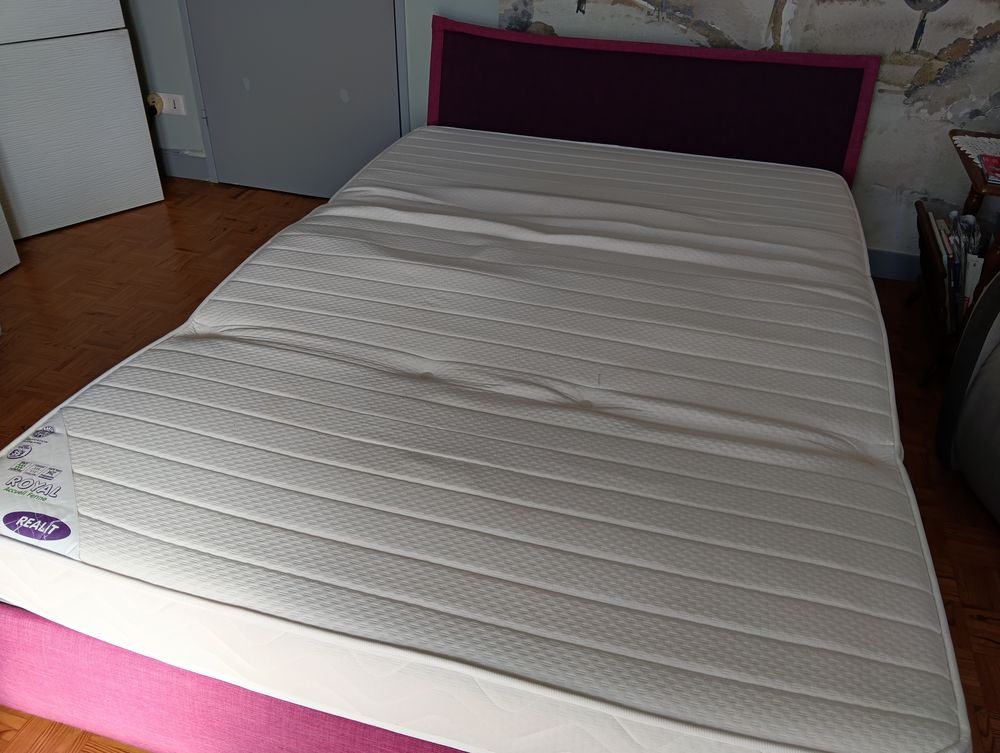 canap&eacute; convertible 190x140 en bon &eacute;tat Meubles