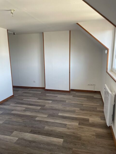  Maison � louer 4 pi�ces 80 m� Saint-�tienne-du-vauvray