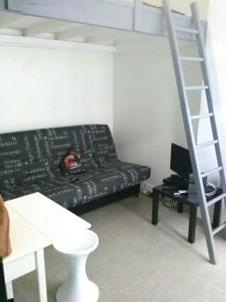  Appartement à louer 1 pièce 16 m²
