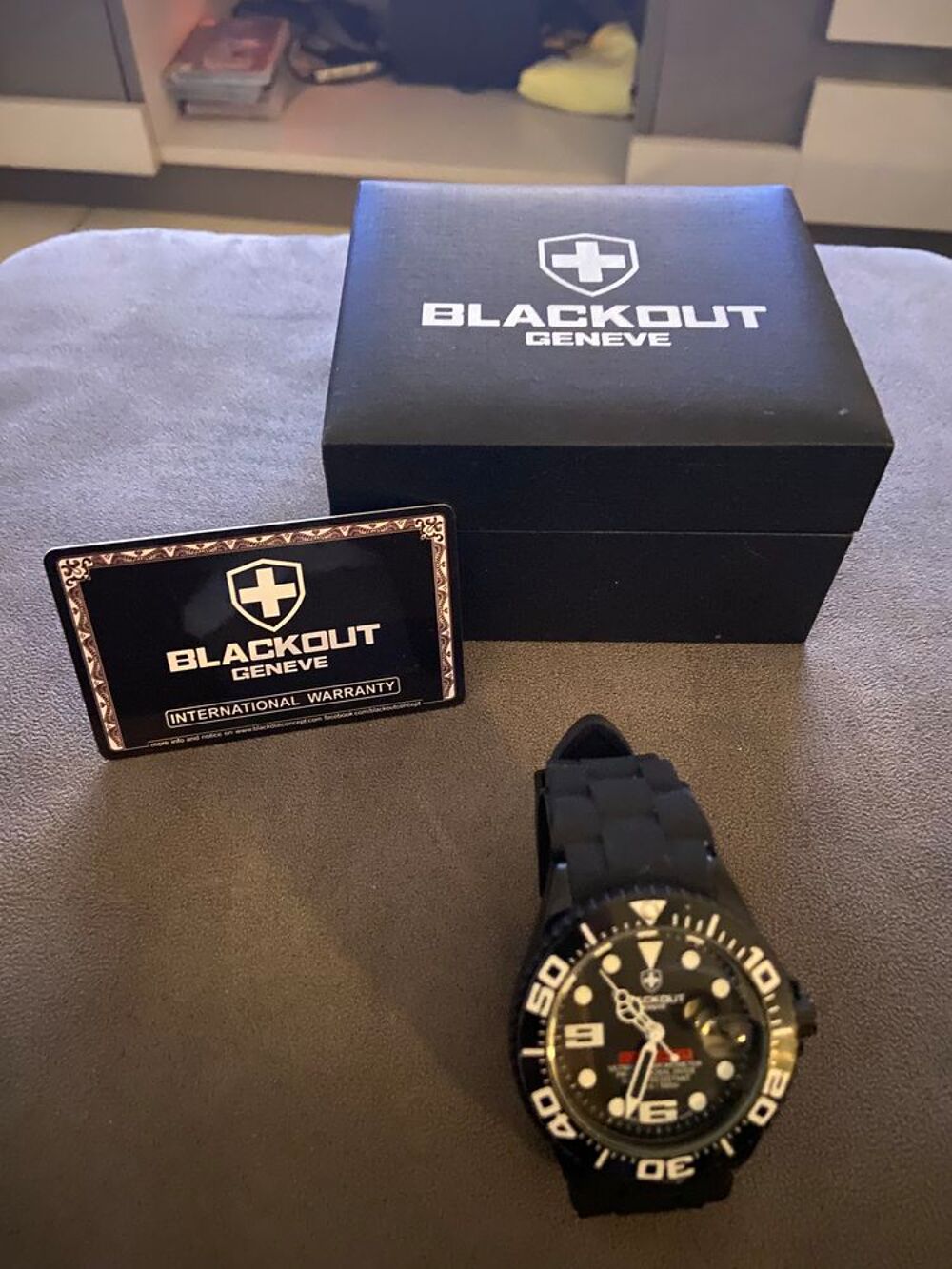 montre black-out 