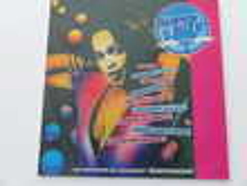 Vintage vinyle SUPER HIT VOL.2 33T en TBE
CD et vinyles