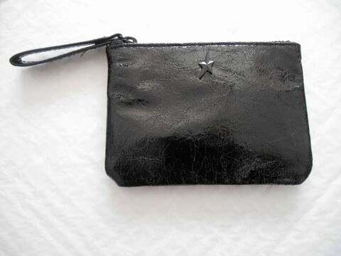 Pochette noire Mugler parfums 5 Villejuif (94)
