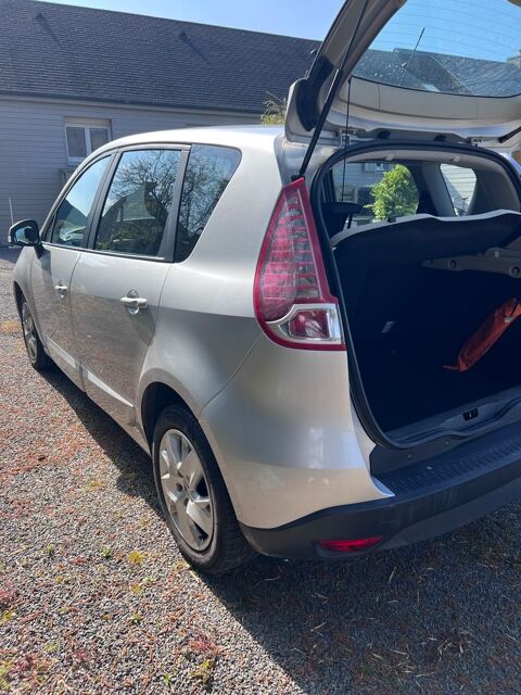 Renault scenic iii dCi 95 FAP eco2 15th Euro 5 2011