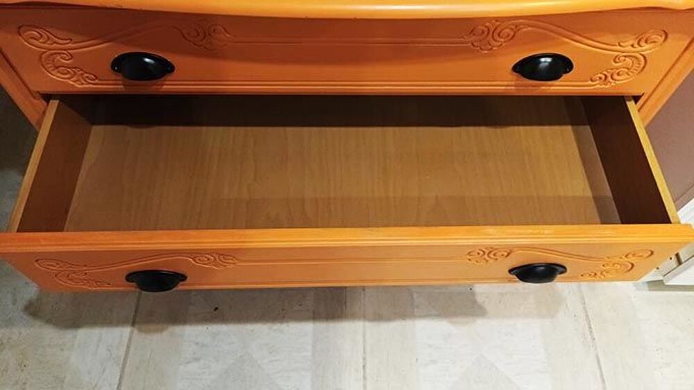 Commode en ch&ecirc;ne massif Meubles