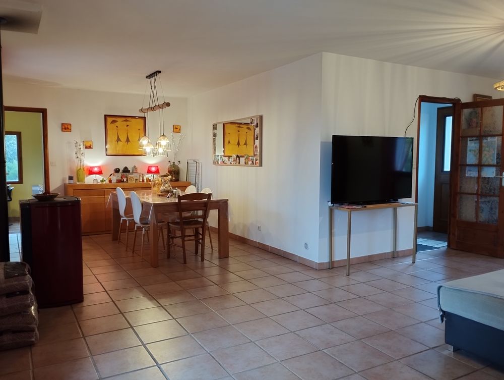 Vente Villa MAISON T4 PLAIN PIED AVEC PISCINE ET GRAND JARDIN Montesquiou
