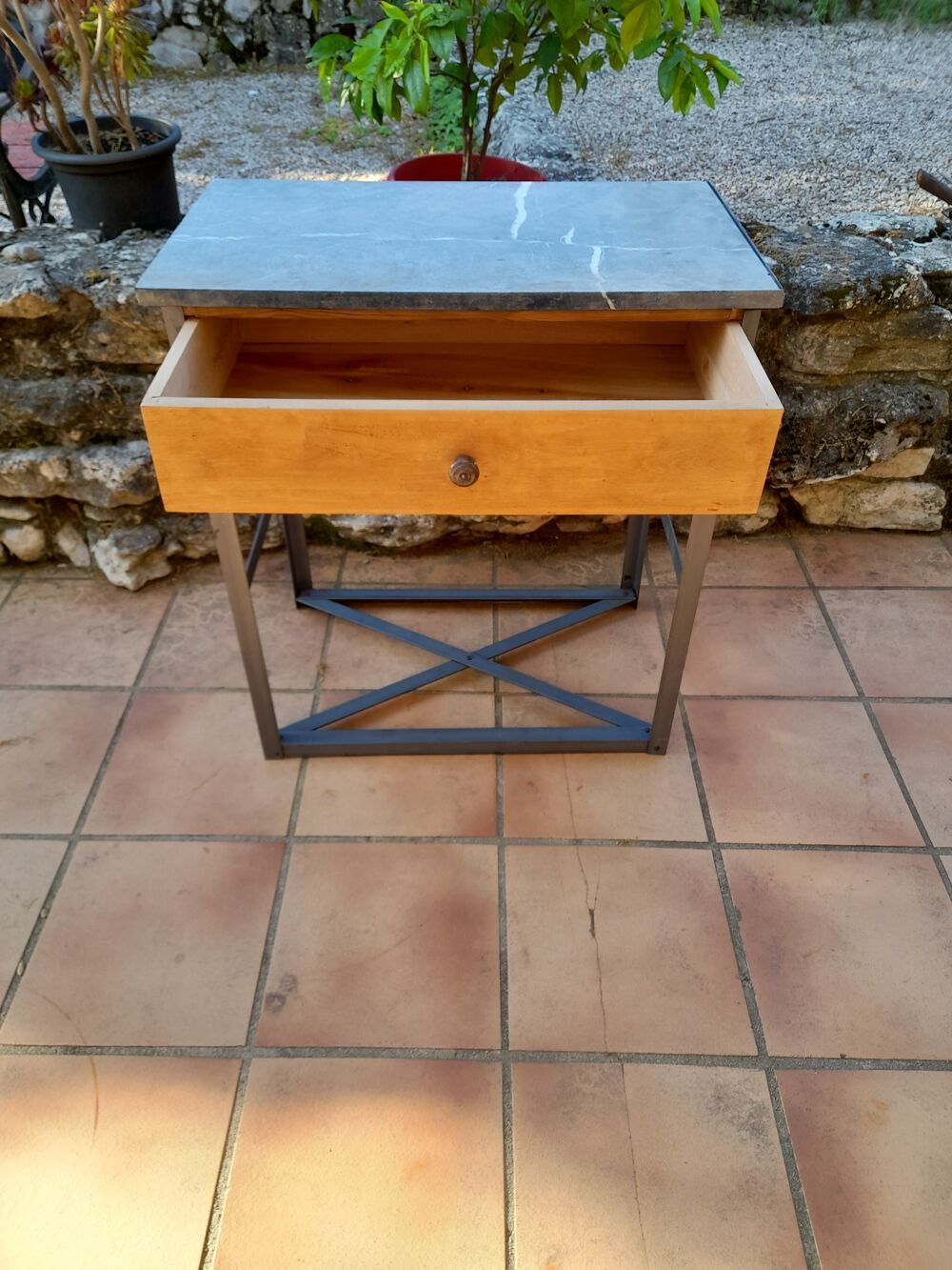 1 console marbre gris et acier Meubles