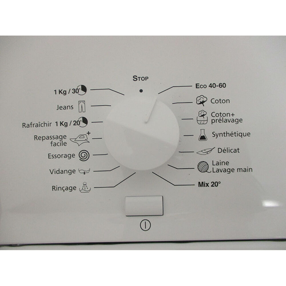Lave-linge 6kg Top Essentiel B ELT612-7b ? 200€ Electroménager
