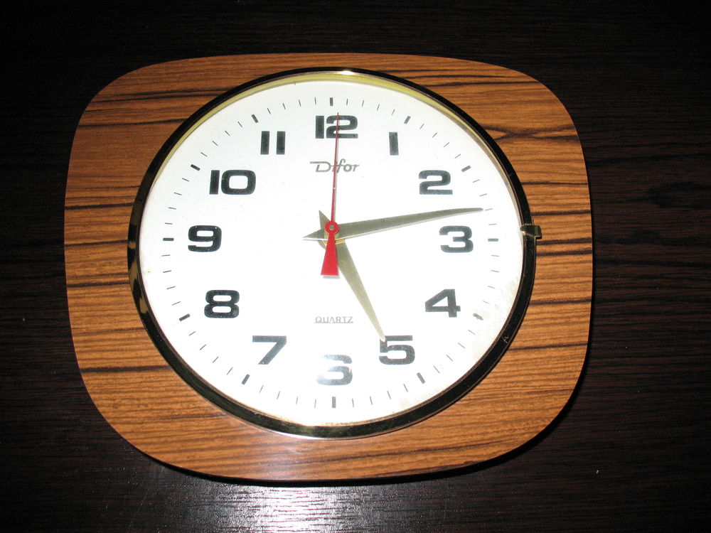 HORLOGE VINTAGE FORMICA Décoration