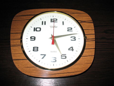 HORLOGE VINTAGE FORMICA 17 Lys-lez-Lannoy (59)