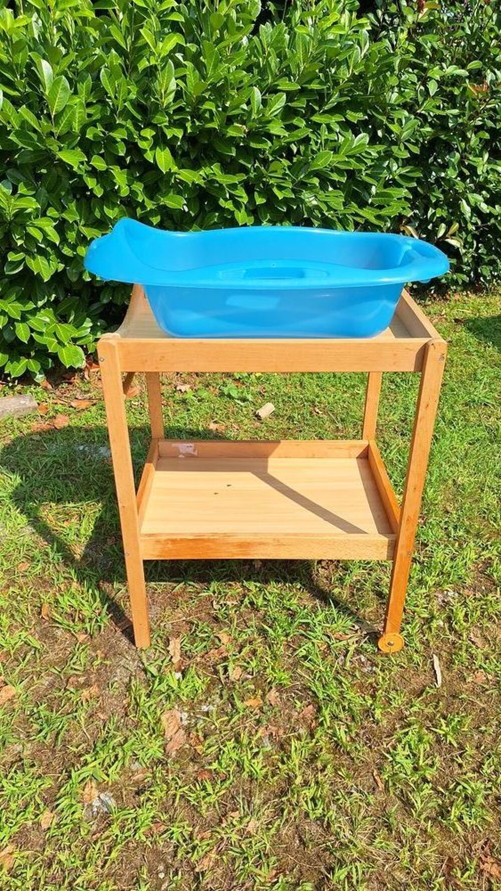 TABLE A LANGER Puériculture