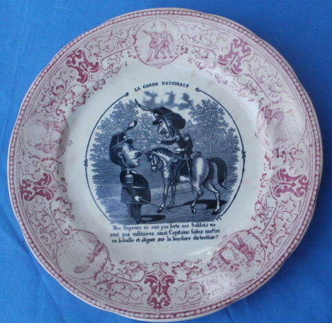 Assiette décorative la garde nationale Digoin Sarreguemines 10 Montauban (82)
