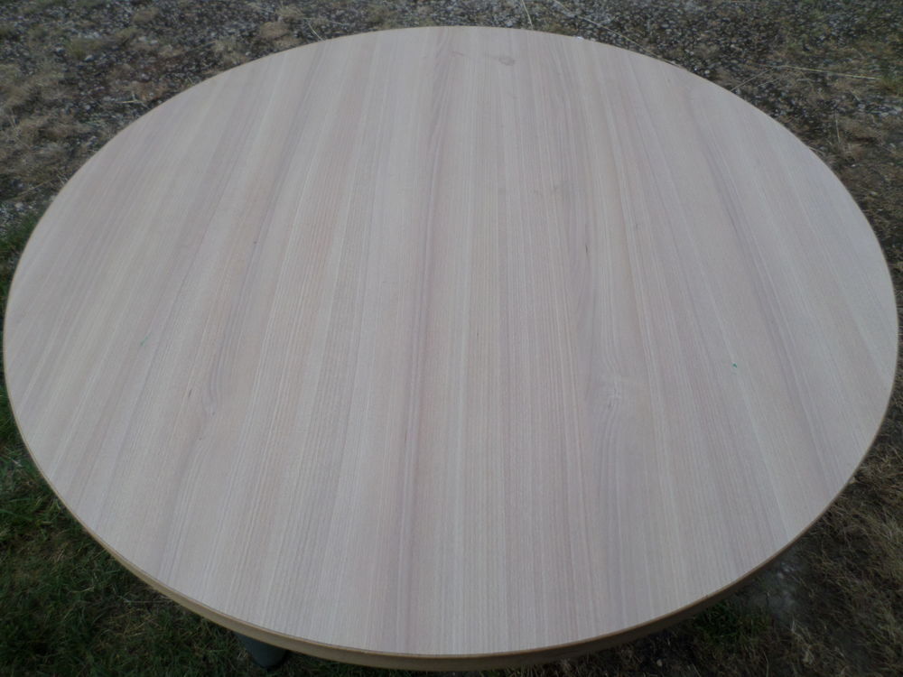 table ronde.diam 110cm Meubles