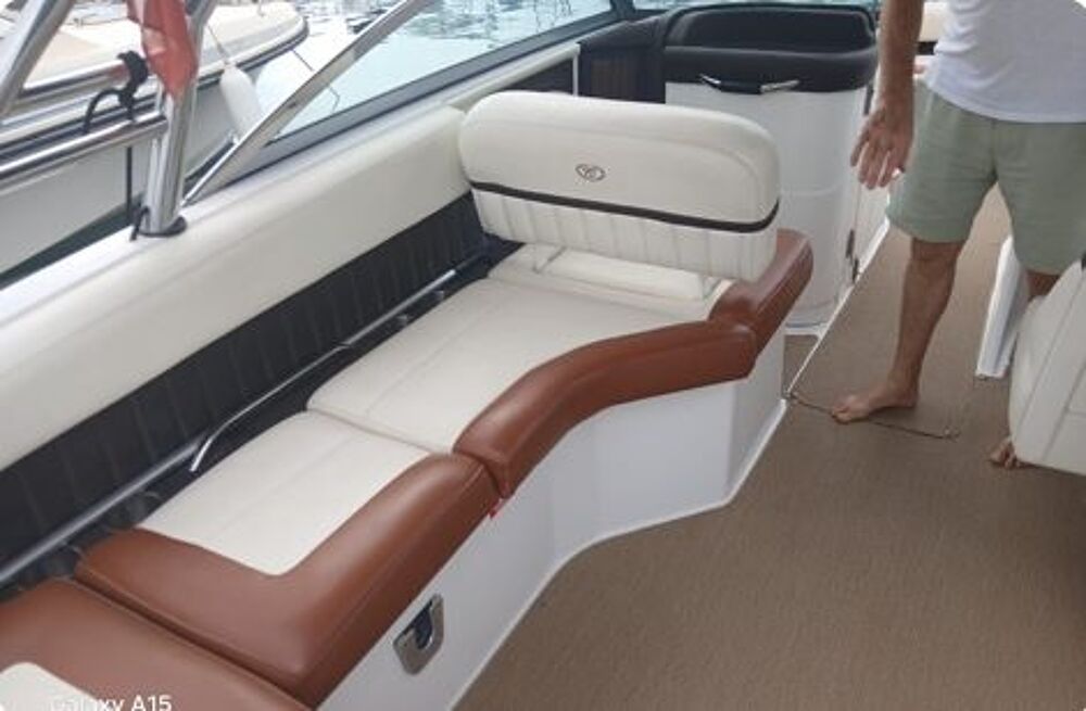Vedette - Yacht - Offshore 2014 occasion 83990 Saint-Tropez