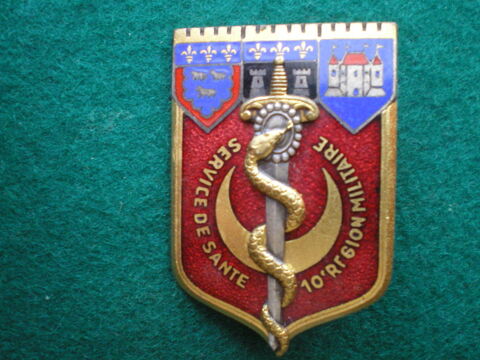 Insigne de Sant� - Service de Sant� 10�R�gion Militaire. 18 Caen (14)
