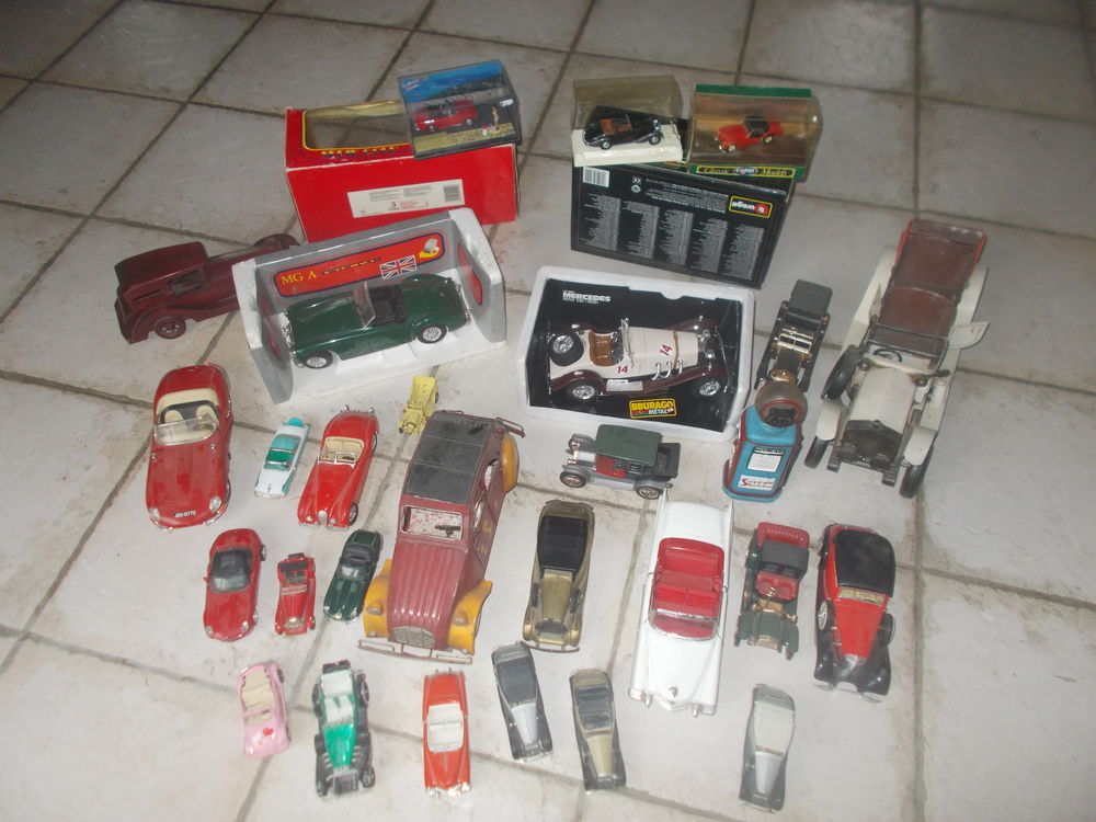 plusieurs voiture de collections faire prix 