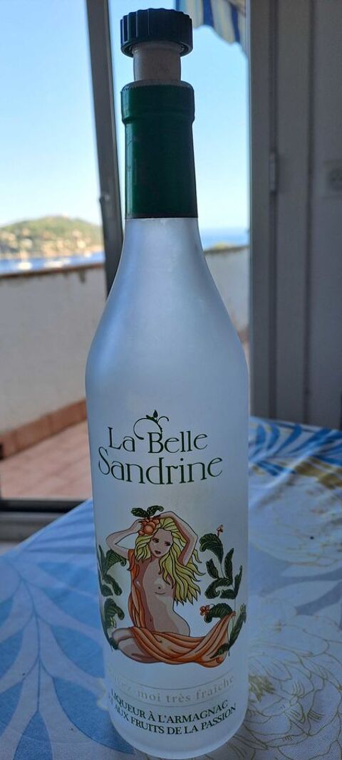 bouteille décorée Villefranche-sur-Mer (06)
