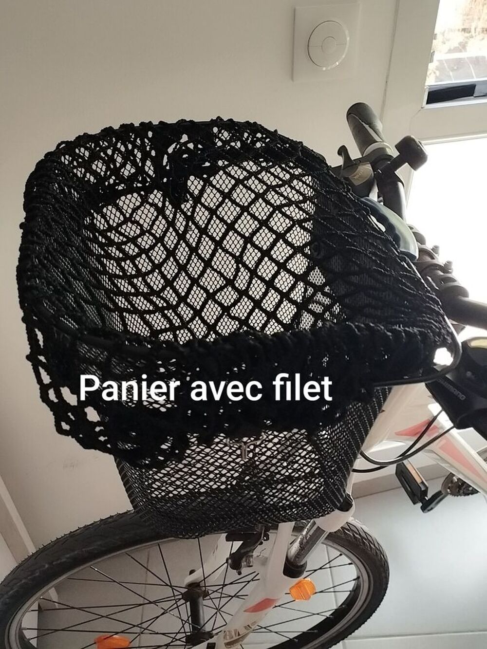 V&eacute;lo femme tous chemins avec b&eacute;quille Sports
