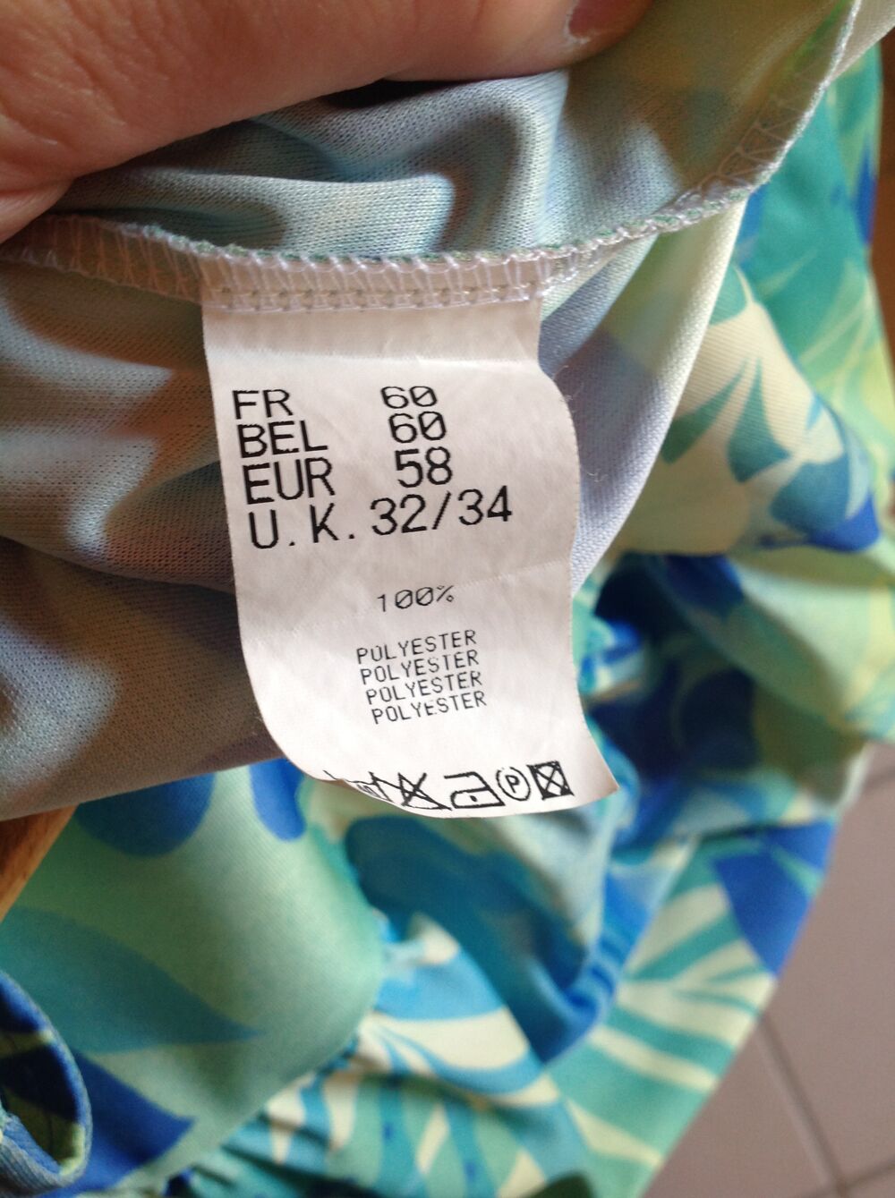 ROBE &Agrave; FLEURS BLANC BLEU GRANDE TAILLE Envoi Possible
Vêtements