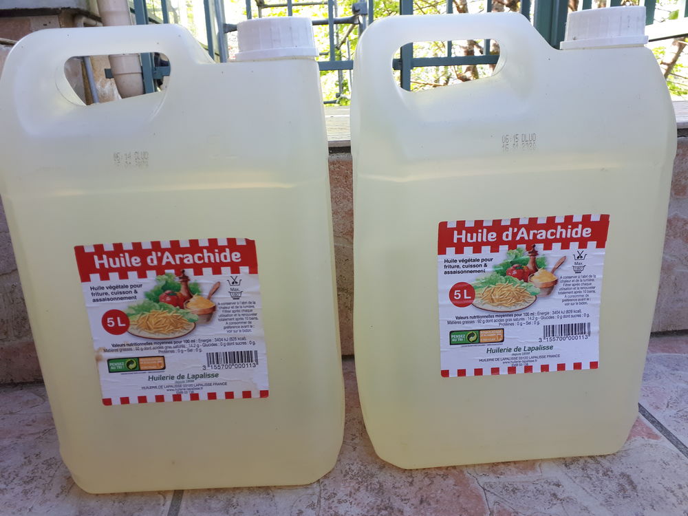 2 Bidons neufs de 5 litres d'huile d'arachide Cuisine