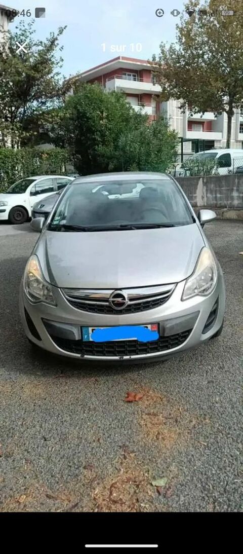 Opel Corsa 1.2 - 85 ch Twinport Color Edition 2011 occasion Fr&eacute;jus 83600
