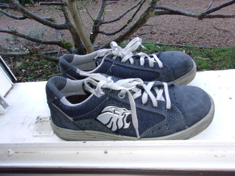 chaussures de sécurité en jean, neuves 25 Villars-les-Dombes (01)