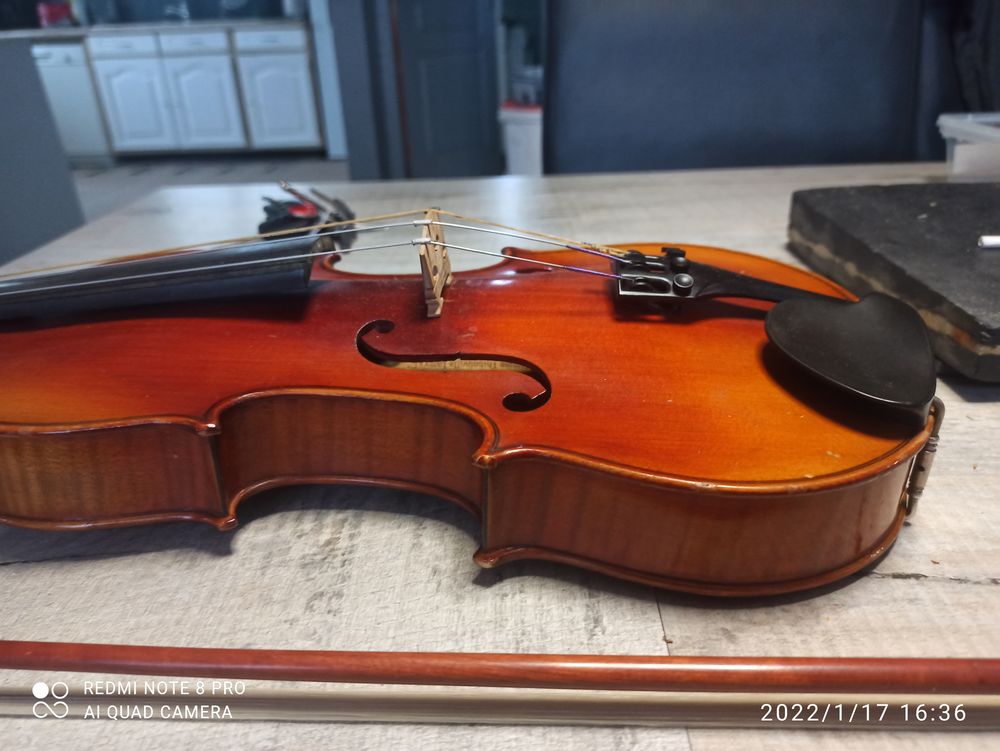 violon bonne &eacute;tat Bijoux et montres