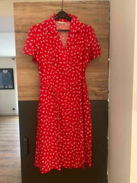 Robe d' été femme vintage avec ceinture      Ed 6 Saleilles (66)