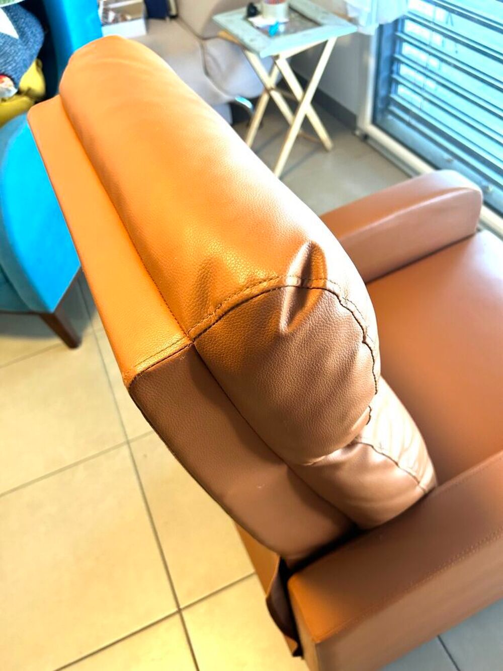 Fauteuil relax inclinable en simili cuir orange €" repose-pieds int&eacute;gr&eacute; Meubles