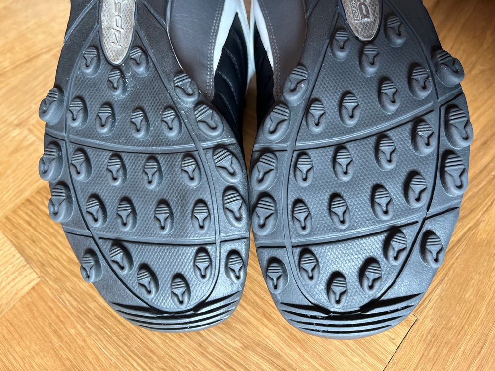 Homme, Chaussures KIPSTA 300, crampons, P.42, Bon &eacute;tat Chaussures