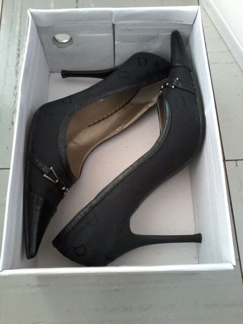 Soulier a talon aiguilles neuve dans emballages 20 Tourcoing (59)