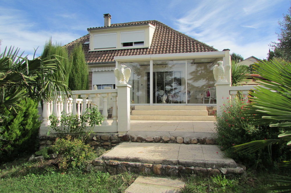 Vente Maison Villa 7 pièces, 177 m2, Castres sur + de 3000m2 Castres