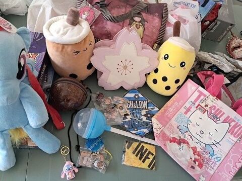 blind Lot n°2 Kawaii japon manga anime bubble tea  stitch j 6 Fèves (57)