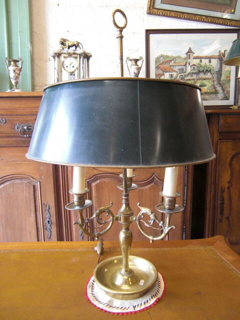 Lampe bouillote en bronze 220 Chteau-l'vque (24)