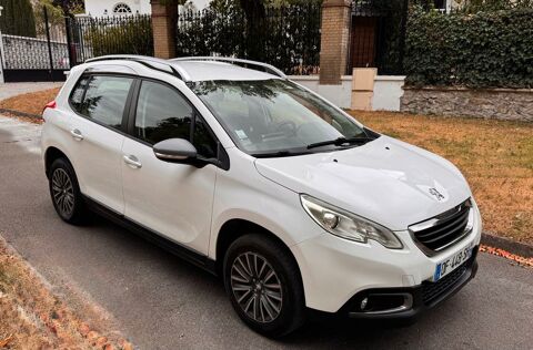 Peugeot 2008 1.2 essence 82cv