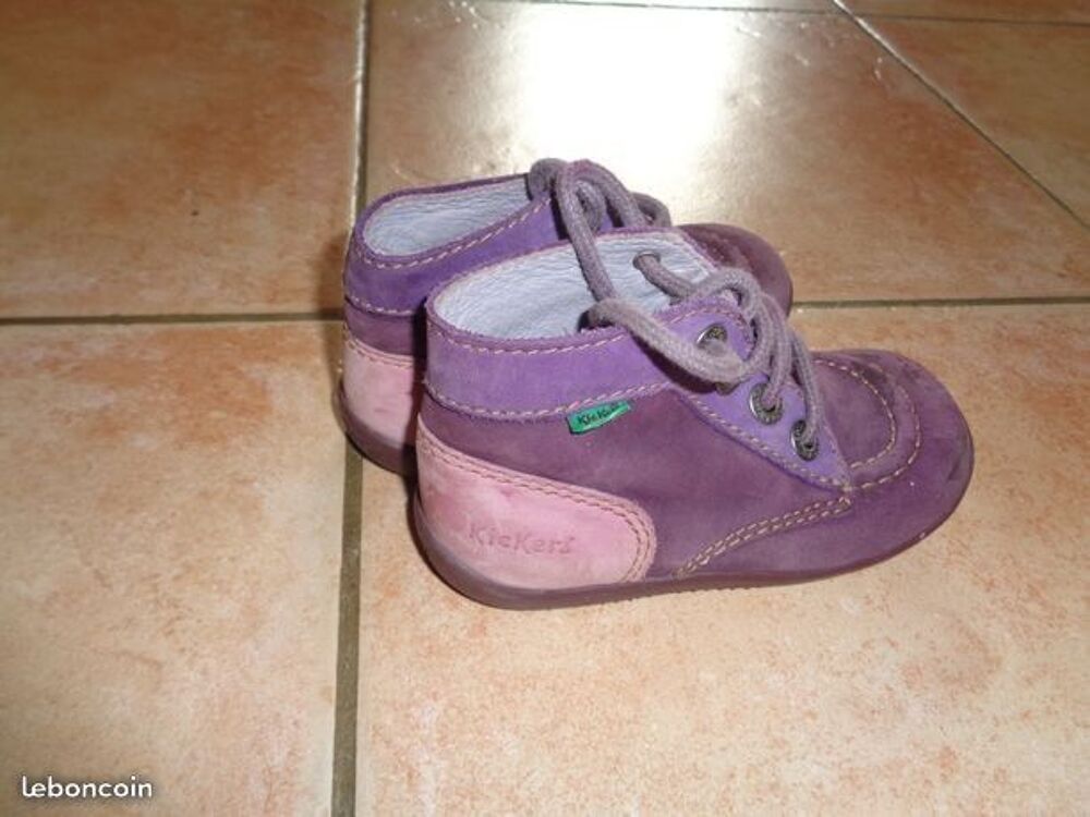 Kikers fille pointure 24 en bon &eacute;tat &agrave; 8 euros Chaussures