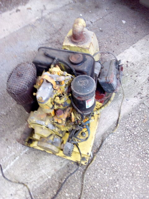 pompe a eau gros debit avec moteur diesel hatz E75 Tilloy-lez-Cambrai (59)