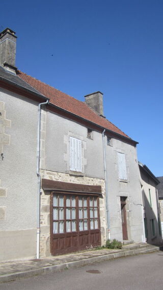 Maison 6 pièces 120 m² · à Cressat · 120 m² · 20 000 €