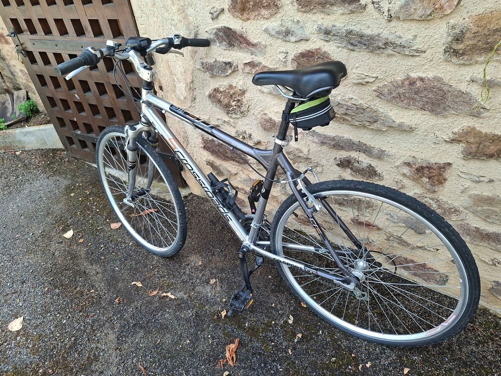 Lot de 2 v&eacute;los VTC Go Sport Crossroad 5 Vélos