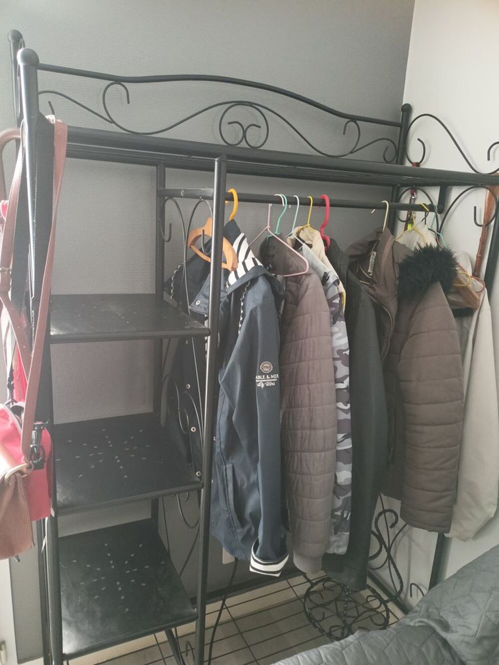 Porte manteaux en fer forg&eacute; Meubles