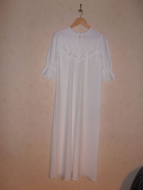 Chemise de nuit blanche 1 (83) 30 Tours (37)