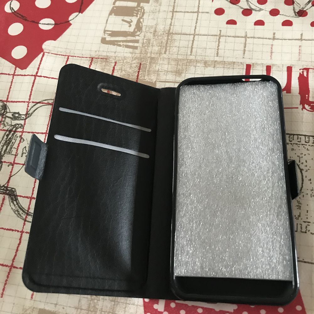 Housse Cuir Portefeuille Iphone 5C Myl&egrave;ne Farmer Téléphones et tablettes