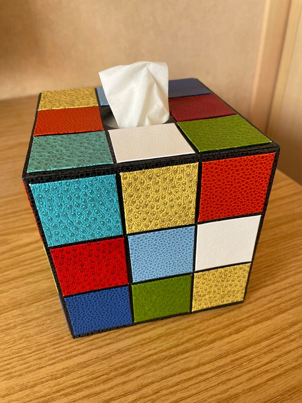 Bo&icirc;te &agrave; mouchoirs Rubik's cube Décoration