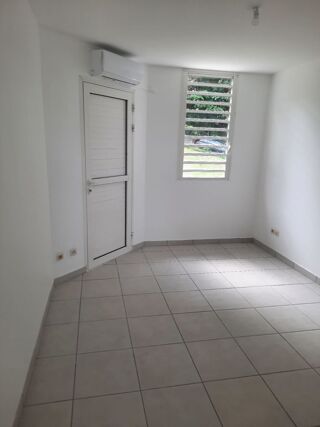  Appartement � vendre 3 pi�ces 81 m�