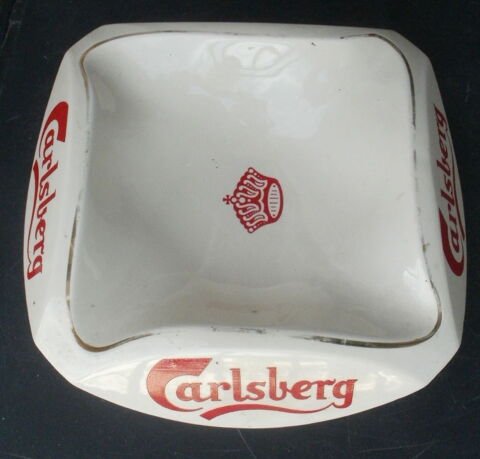 Grand cendrier CARLSBERG 4 c�t�s (20 cm x 20 cm) 12 Montauban (82)