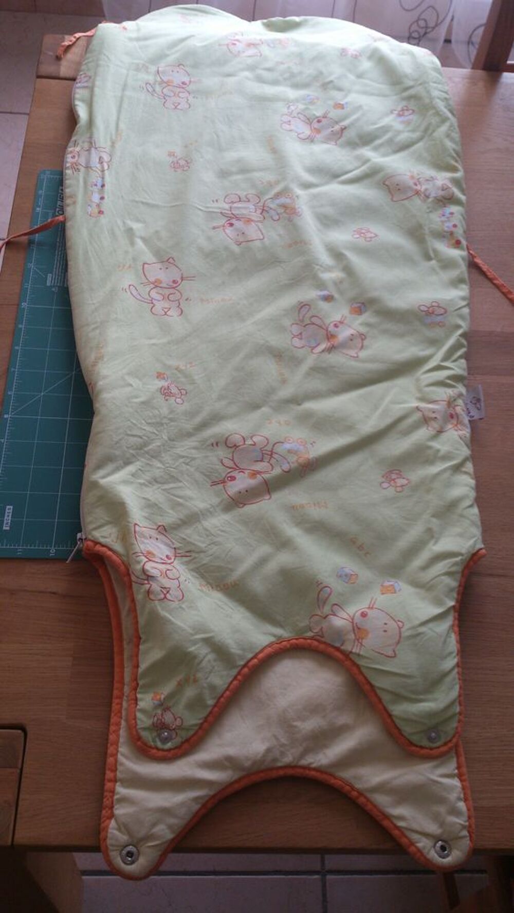 Tour de lit BB et gigoteuse Pu�riculture