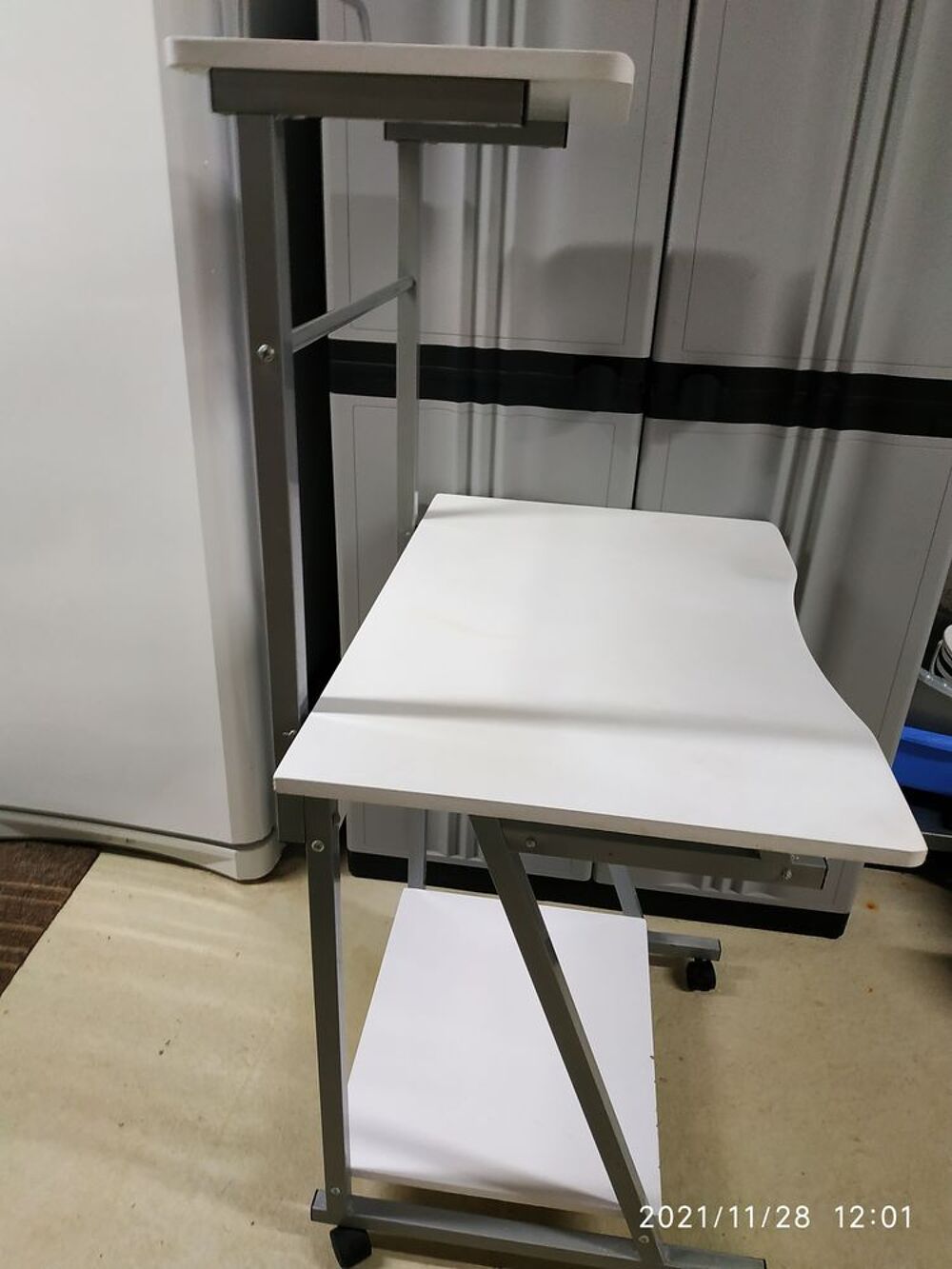Meuble informatique m&eacute;tallique Matériel informatique